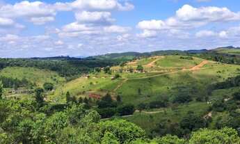 Imagem 6: Terrenos disponíveis várias opções de lazer no local, parcelamos!!