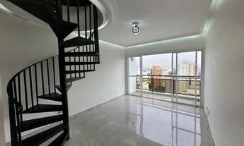 Imagem 4: Impecável cobertura a venda em Moema, com acabamento refinado, piscina, 210m, 05 quartos