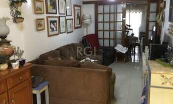 Imagem 1: Porto Alegre - Casa Padrão - Cavalhada