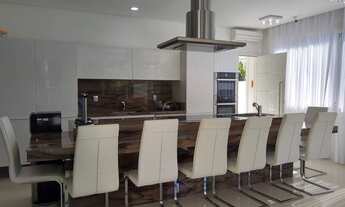 Imagem 5: Casa para venda tem 800 metros quadrados com 4 quartos em Jurerê Internacional - Florianóp