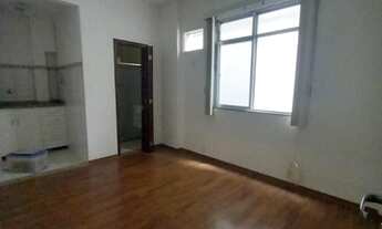 Imagem 2: Rua Machado de Assis - conjugado a 50 m da praia, reformado, pronto pra morar, ventilação