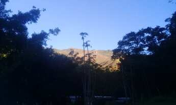 Imagem 2: Alugo suites Araras Vale das Videiras