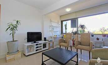 Imagem 2: Excelente apartamento de 3 quartos, sendo 1 suíte e com 2 vagas em condomínio no bairro Hi