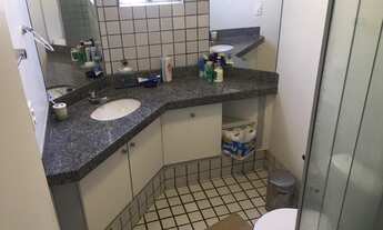 Imagem 3: Apartamento para venda possui 130 metros quadrados com 3 quartos em Costa Azul - Salvador