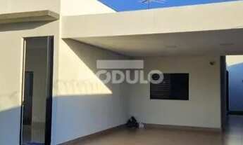 Imagem 1: CASA RESIDENCIAL à venda, 3 quartos, 1 suíte, 4 vagas, Granada - Uberlândia/MG