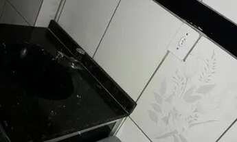 Imagem 4: Alugo casa 2 quartos 1 dispensa2 lbamheiro suite quintal