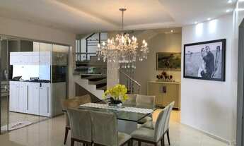 Imagem 2: Casa de condomínio para venda tem 405 metros quadrados com 4 quartos