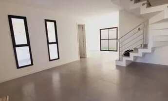 Imagem 2: Sobrado 03 quartos (01 suíte) e 02 vagas no Fanny, Curitiba