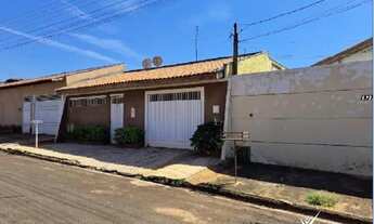 Imagem 3: Casa para venda possui 100 metros quadrados com 2 quartos em Centro - Pederneiras - SP