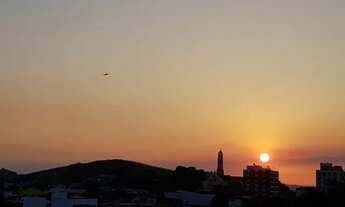 Imagem 2: Asset Imóveis vende apartamento com varanda e 3 quartos (1suíte), 61m², por R$ 450.000 - B