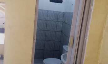 Imagem 4: Aluga-se Quarto com aluguel por R$450 /mês