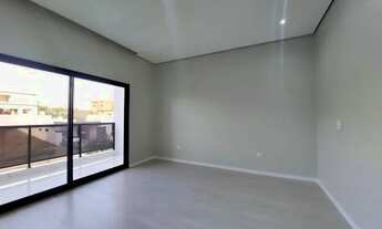 Imagem 2: Sobrado triplex no condominio arangua taua em Londrina