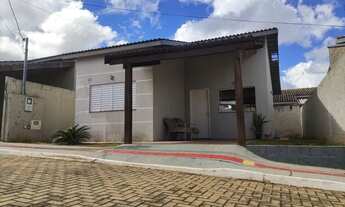 Imagem 2: Casa em condomínio