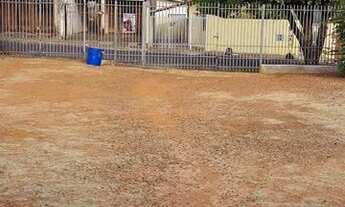 Imagem: Edícula com terreno