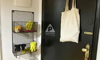 Imagem 6: Excelente apartamento de quarto e sala em Botafogo. Imóvel reformado, trata-se de um conju