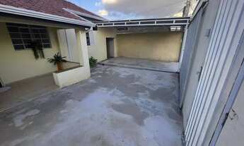 Imagem 4: Casa com 3 dormitórios e quintal grande pra Venda e Aluguel