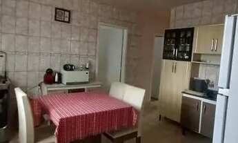 Imagem 6: Casa para venda possui 267 metros quadrados com 3 quartos em Oficinas - Ponta Grossa - PR