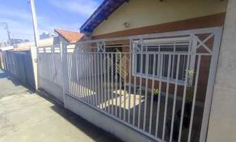 Imagem: Casa 05 Dorm. Ou em Estancia Parque de