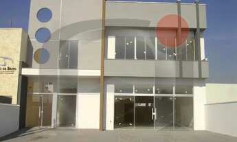 Imagem: SALA EM AVENIDA MOVIMENTADA