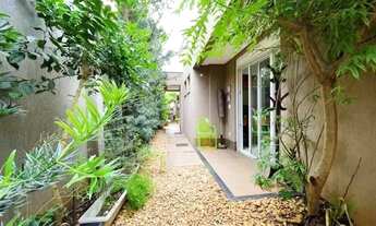 Imagem: Casa de condomínio para aluguel tem 324