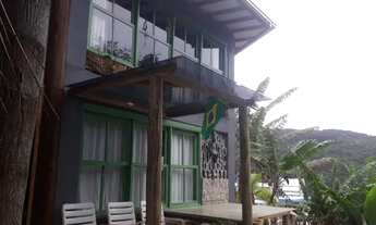 Imagem 7: Aluguel Anual Bombinhas - O refúgio dos Sonhos: Sua Casa Perfeita Esperando por Você!