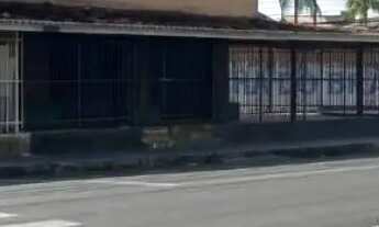 Imagem: Ponto Comercial Com Casa A Venda Em Frente