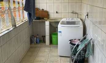 Imagem 3: Excelente casa a venda na rua principal do bairro