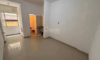 Imagem 2: Kitnet/Conjugado - / Residencial / Centro