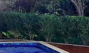 Imagem 2: Casa de condomínio para aluguel tem 175 metros quadrados com 3 quartos