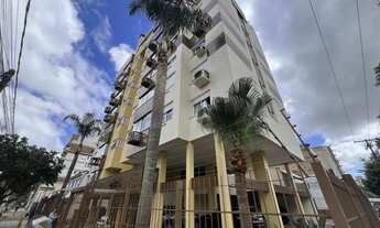 Imagem 3: Apartamento de dois quartos, suíte e uma vaga de garagem no bairro Menino Deus