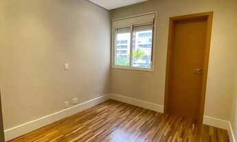 Imagem 3: Imóvel para aluguel e venda tem 172 metros quadrados com 3 quartos