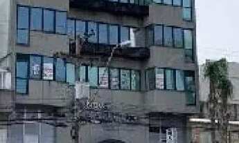 Imagem: Comercial à venda em MENINO DEUS, Porto