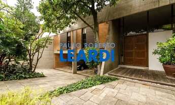 Imagem: CASA ASSOBRADADA - PERDIZES - SP