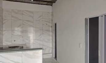 Imagem 4: Apartamento de dois quartos, sala e cozinha americana, banheiro, varanda, escada independe