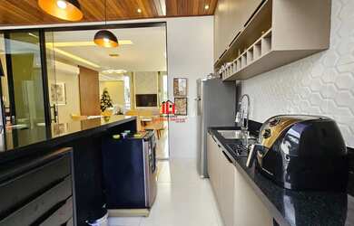 Imagem 15: Casa Inteligente no Ponta Negra 2 com 5 Suítes sendo uma Master com Closet Mobiliada