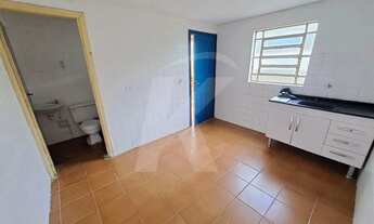 Imagem 3: Casa com 1 quarto, sala, cozinha, banheiro e área de serviço