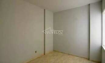 Imagem 6: Kitnet/Conjugado - / Residencial / Centro