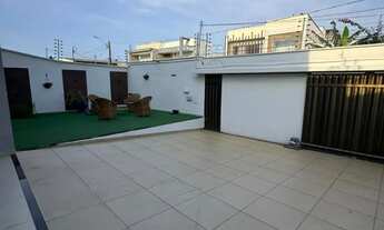 Imagem 2: Casa Duplex Moderna | com Energia Solar e Piscina | 3 Suítes