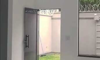 Imagem 3: Casa no Shangri-la I: Conforto, Modernidade e Área Gourmet para Você em Goiânia!