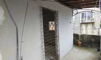 Imagem 6: KITNET 380,00 Casa com 1 dormitório