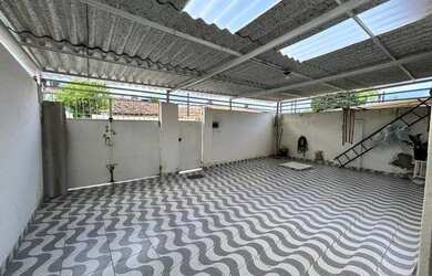 Imagem 2: Casa à venda em rua pública, RIO DOCE, Olinda, PE