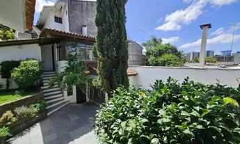 Imagem 2: Casa com 3 Dormitorio(s) localizado(a) no bairro Três Figueiras em Porto Alegre / Ref.:OR