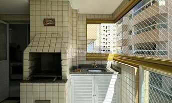 Imagem: COM CHURRASQUEIRA A CARVAO PERTO DA PRAIA