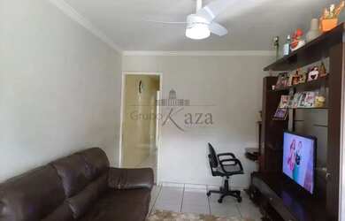 Imagem 2: Oportunidade - Casa Conjunto Residencial Trinta e Um de Março - 3 Dormitórios - 150m²