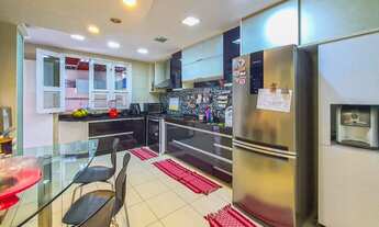 Imagem 3: Casa Duplex 281m² a Venda com 5 Suites 4 Vagas! Projetada! Perto de tudo que é Bom!