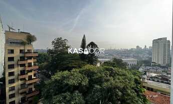 Imagem 7: Apartamento todo reformado com fino acabamento! Vista incrível para o Pacaembu!