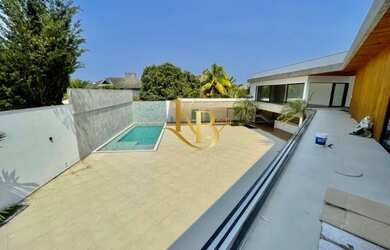 Imagem 5: Casa no condomínio Malibu com elevador