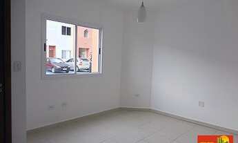 Imagem 2: Casa em condomínio fechado 2 dormitórios com piscina e churrasqueira em Mongaguá - SP