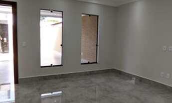 Imagem 2: Casa com 3 quartos 2 banheiros e área de piscina