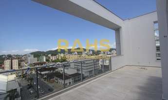 Imagem: Cobertura Plana com 4 Suítes e 4 Vagas